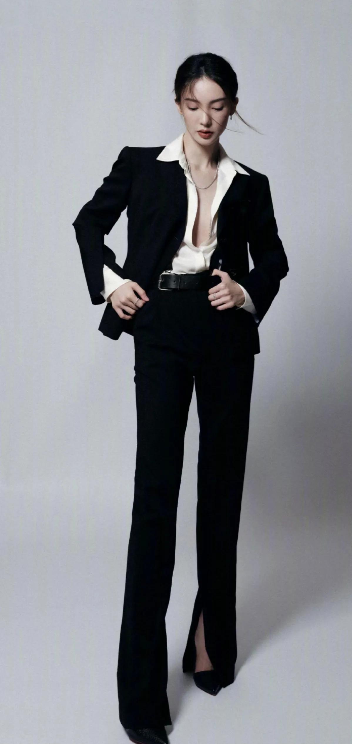 明星穿搭图片素材,明星新款服装图片大全