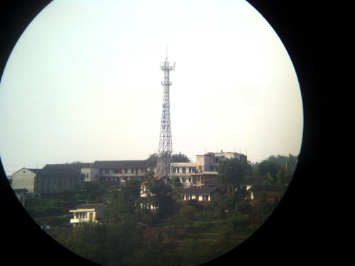 单筒望远镜还是双筒望远镜好些,屋脊式望远镜和单筒望远镜