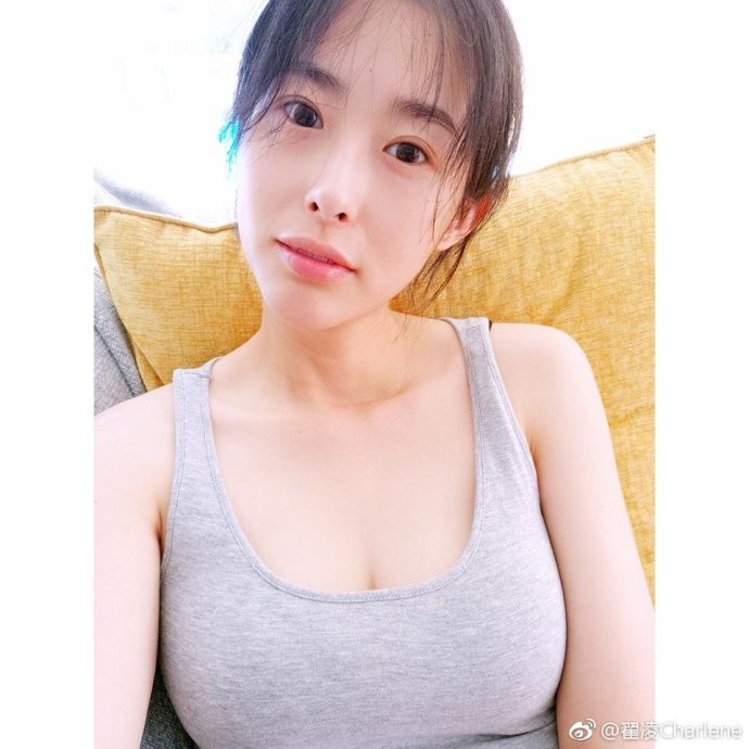 中国第一车模翟凌写真,车模翟凌现在怎么样了