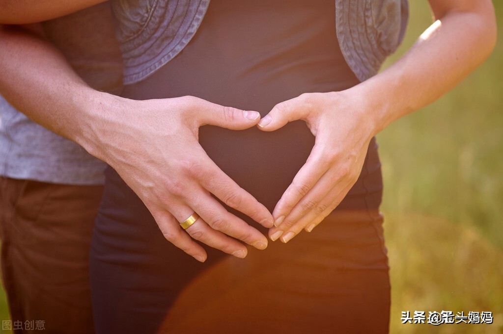 宝宝眼睛几个月认人,婴儿几个月能看清人或物