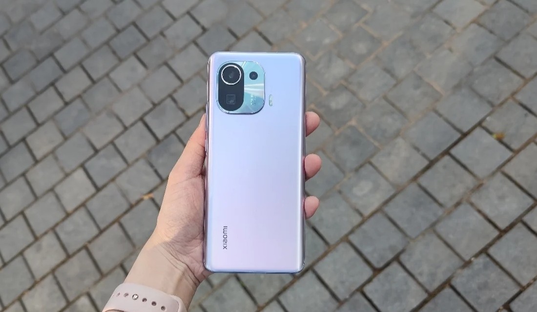 用了两个月一加后，终于还是换回了小米，只因为这2点