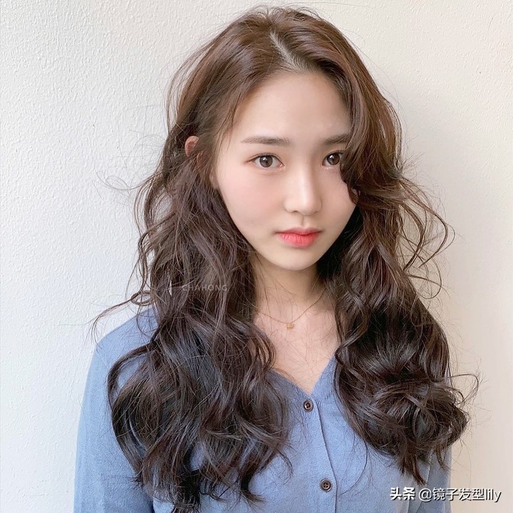 今年最流行的发型减龄要怎么剪,矮个子剪发型显高显气质