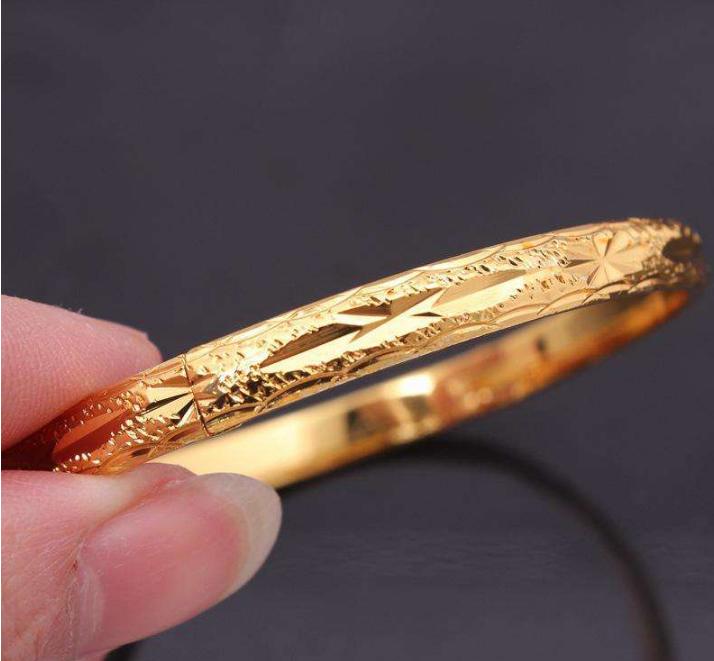 买黄金首饰买什么纯度的最好,金店回收黄金怎么辨别纯度