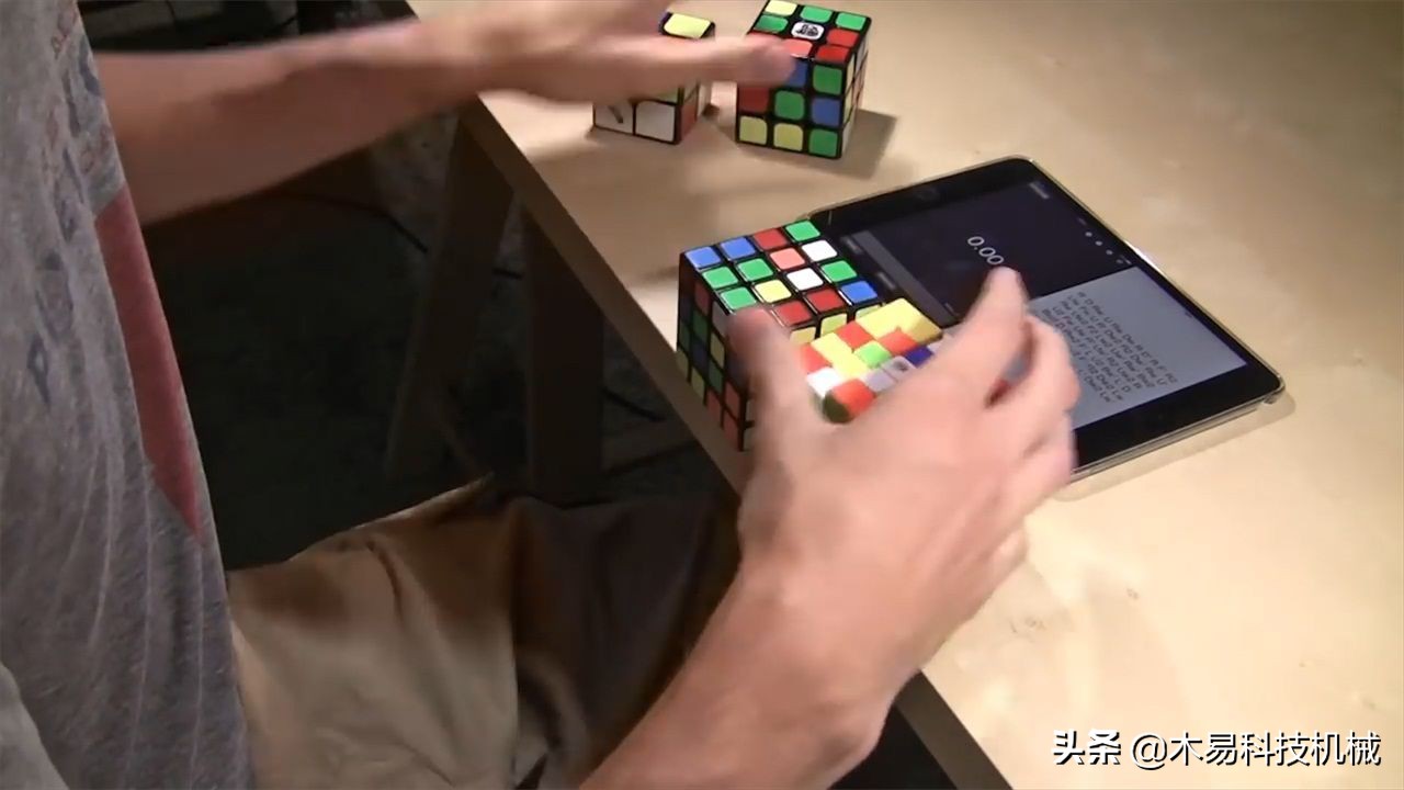 最难破解的魔方,世界最难魔方如何捣乱