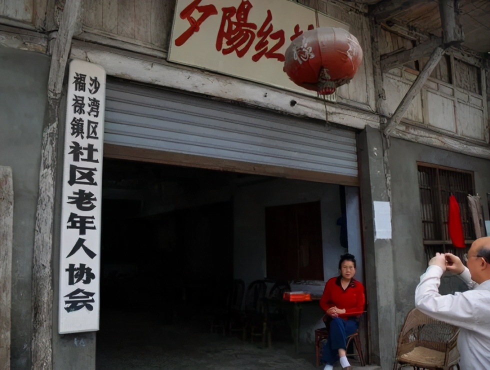 乐山古镇有哪些好吃的 (乐山攻略一日游古镇)