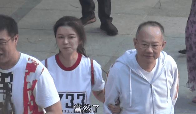 57岁周星驰历经4段感情，罗慧娟对他影响最为深，莫文蔚不计前嫌