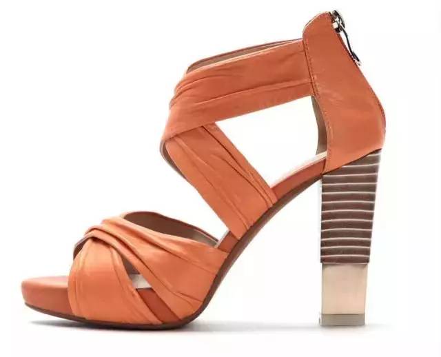 夏天的凉鞋怎么保养,夏天凉鞋怎么防晒好呢