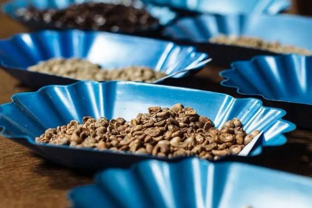 咖啡星巴克特价5.5,星巴克咖啡团购40两杯