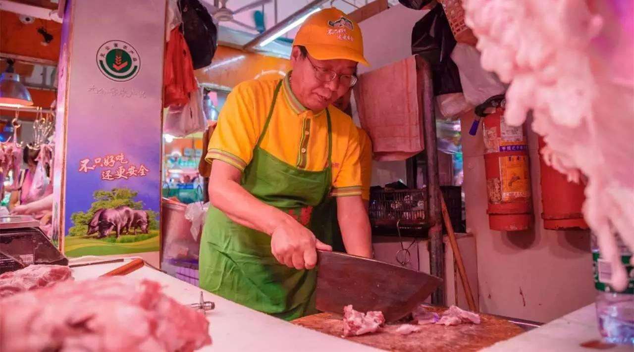 陆步轩：北大才子卖猪肉，被人嘲笑了16年，今年才知道谁才更高明