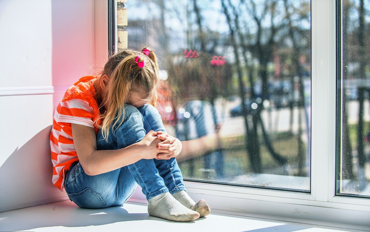 众人夸7岁女孩漂亮，孩子却总挠下身，妈妈检查却发现患了妇科病