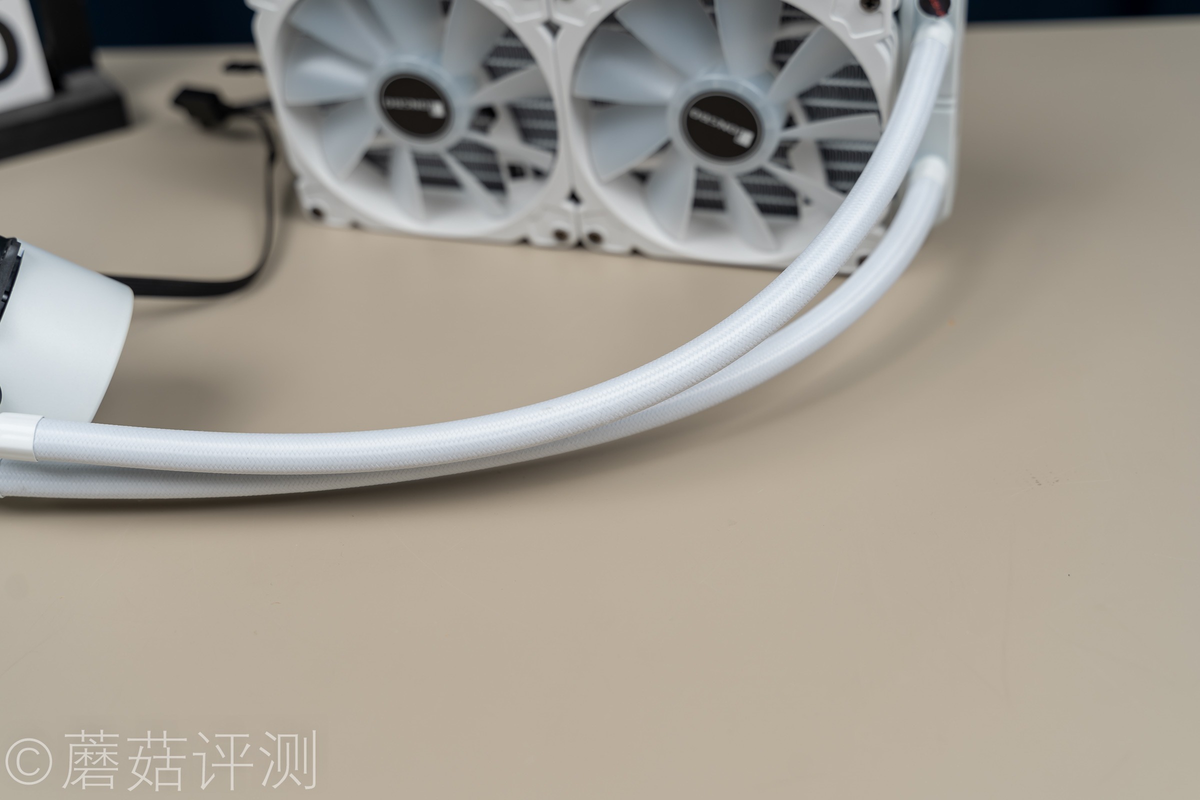 乔思伯光影240水冷会不会漏水,乔思伯240光影相当于什么风冷