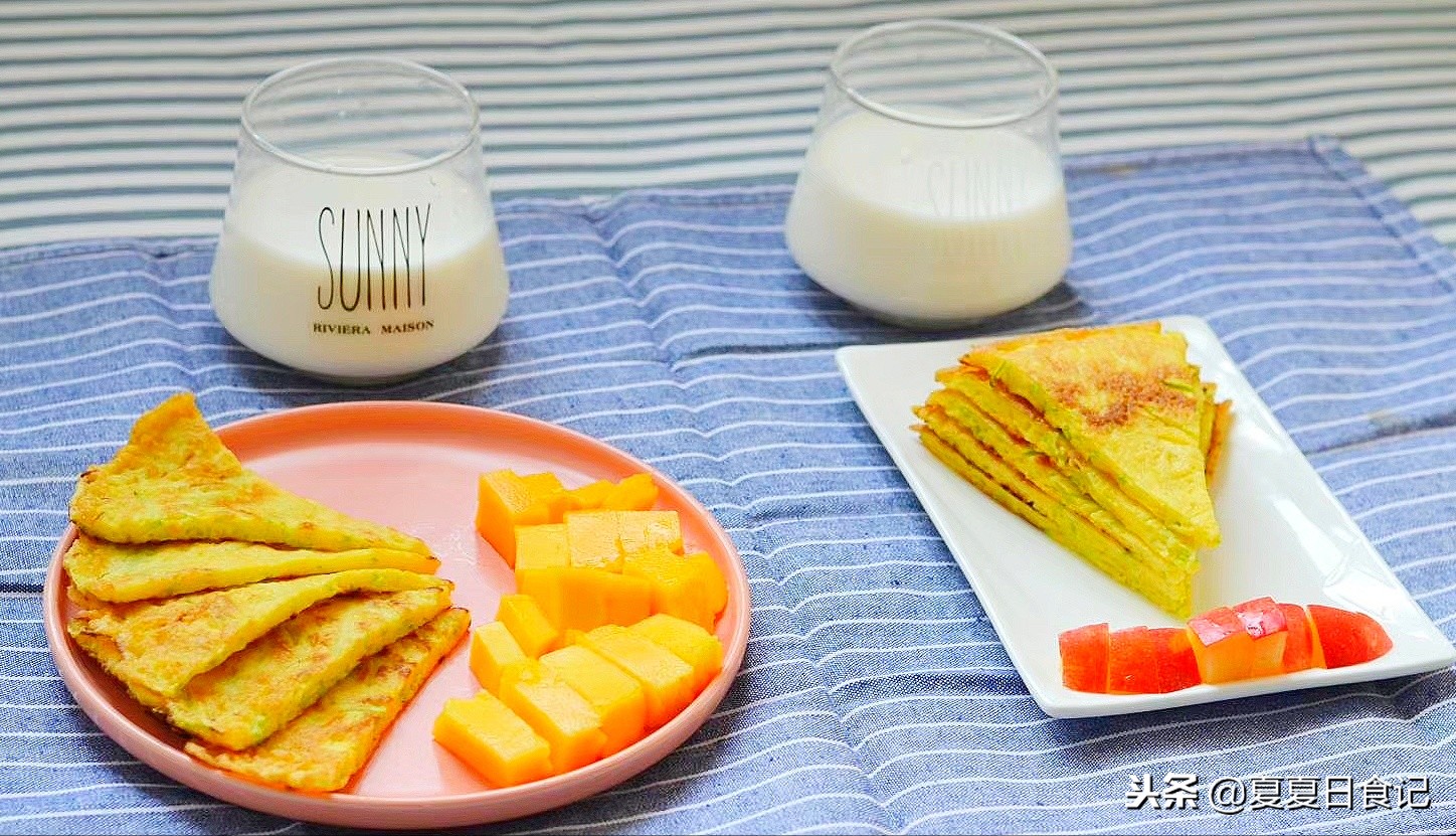鸡蛋煎饼怎么烙,电饼铛烙鸡蛋煎饼的做法
