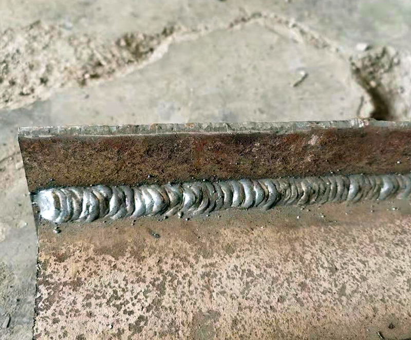 二保焊气流量大焊接电弧不稳,无气二保焊气孔飞溅