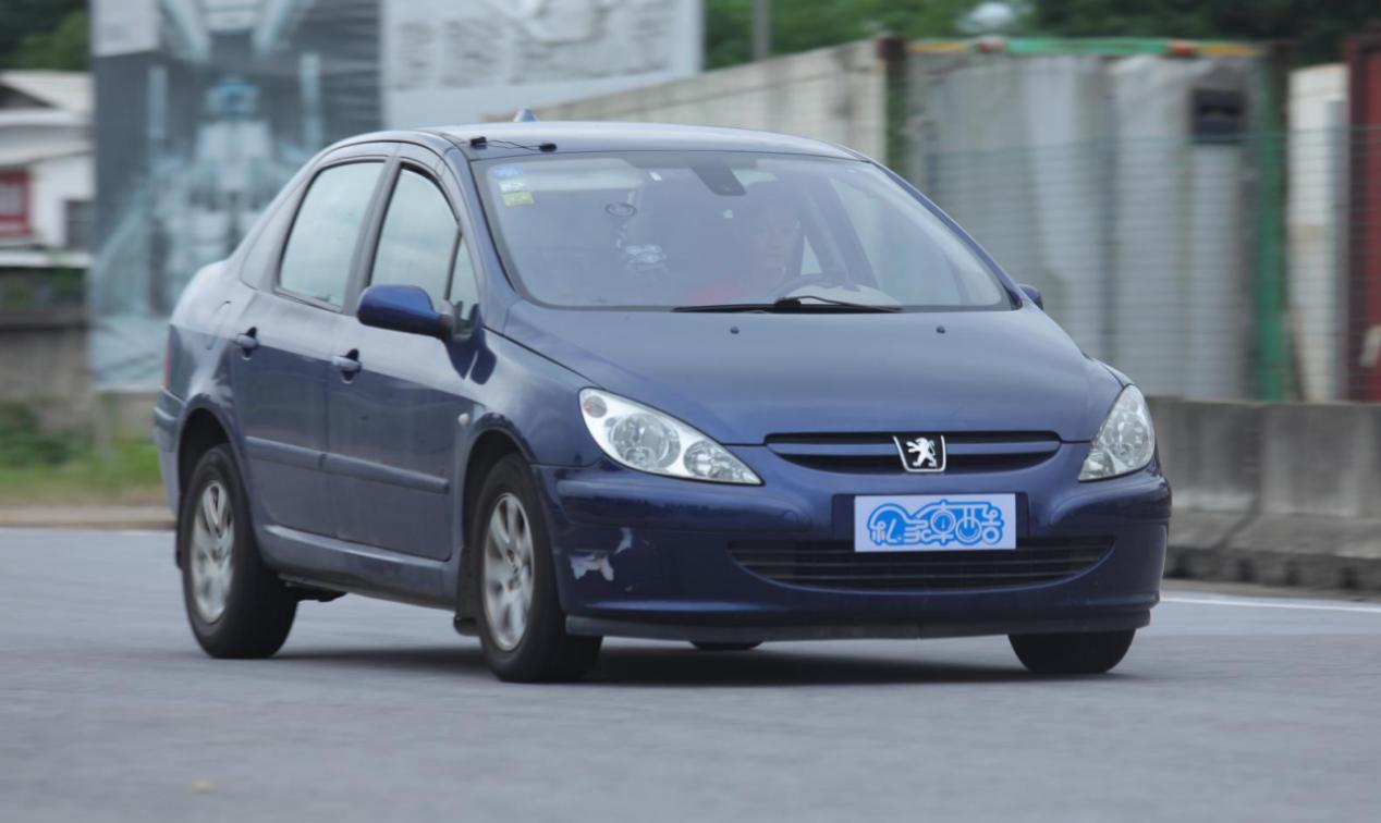 东风标致307小狮子,04款标致307