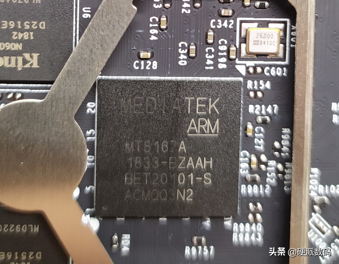 拆解小爱触屏音箱8,小米小爱触屏音箱拆机