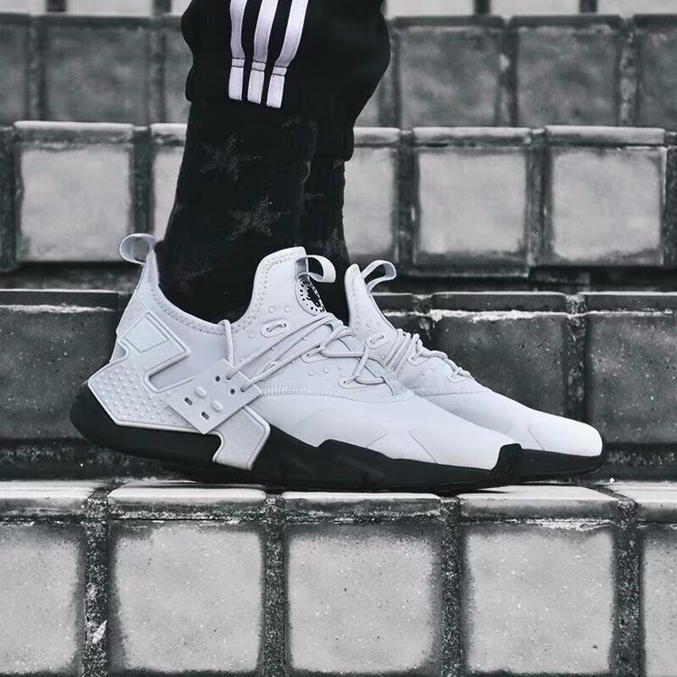 一年只用系一次的鞋带绑法,一步搞定鞋带绑法