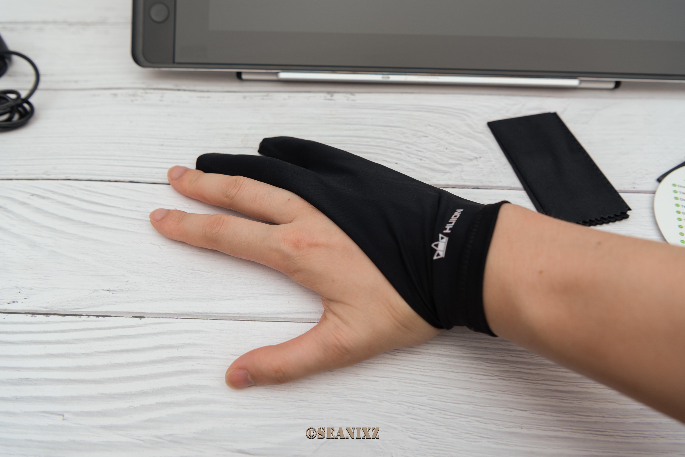 手绘必备的数位屏：绘王（HUION）KamvasPro16手绘屏