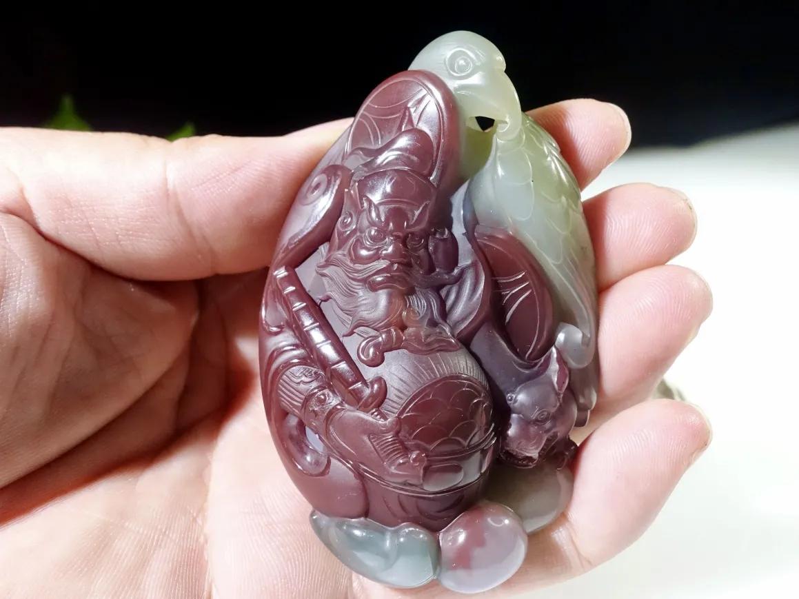 如何通过光线鉴别秦紫玉教你一招,秦紫玉高端料能收藏吗