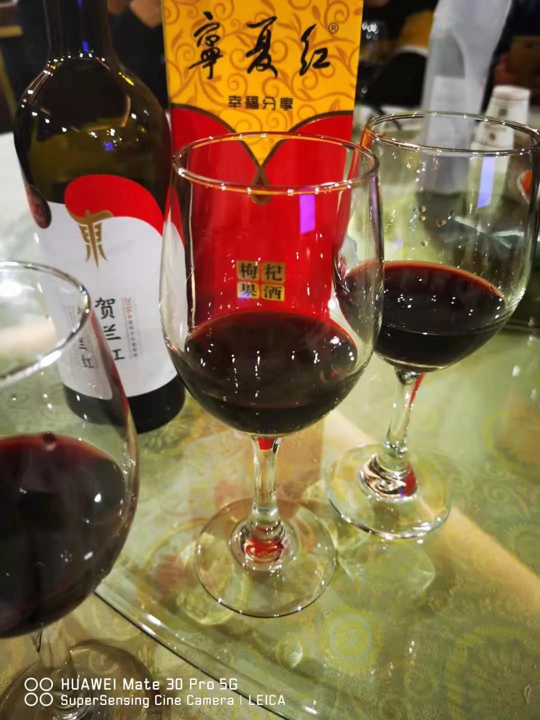 答江西井冈红娘老师问宁夏人爱喝枸杞酒吗？