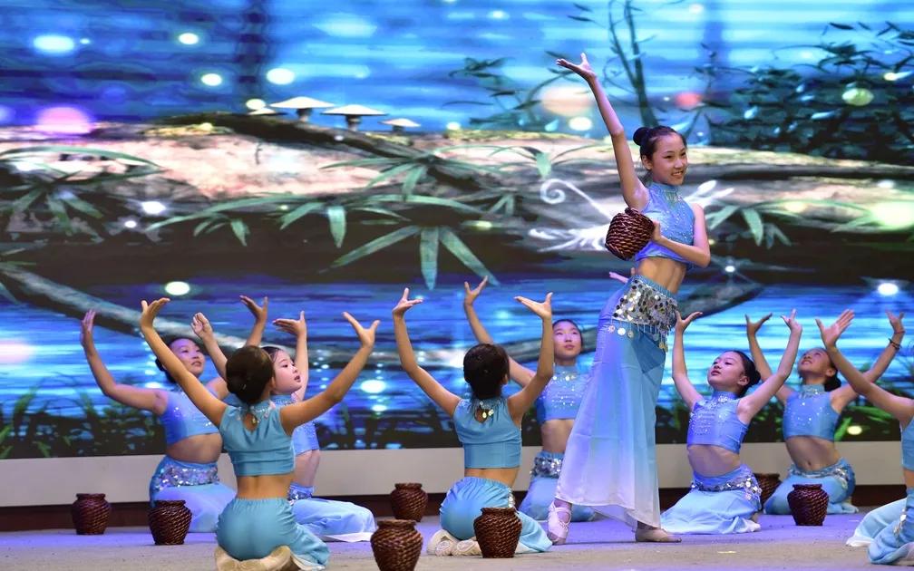 中央美术学院附属实验学校小学,中央美术学院附属实验学校怎么考