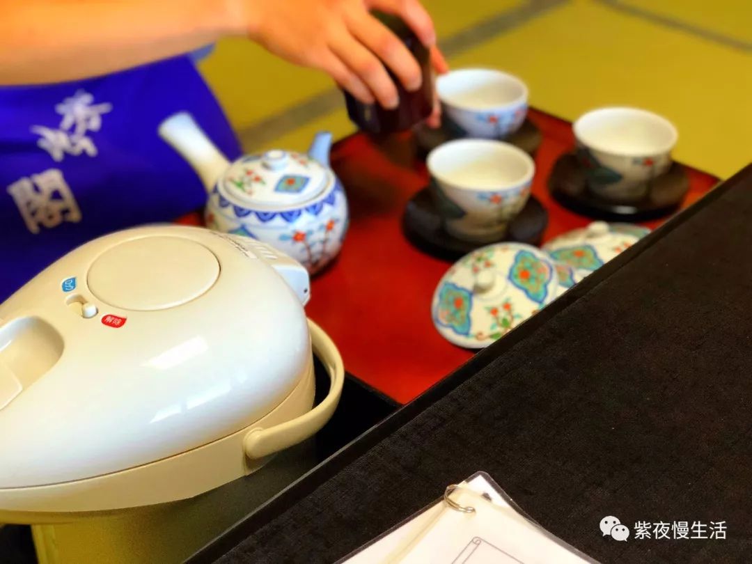 未见富士，幸运依在-秀峰阁湖月