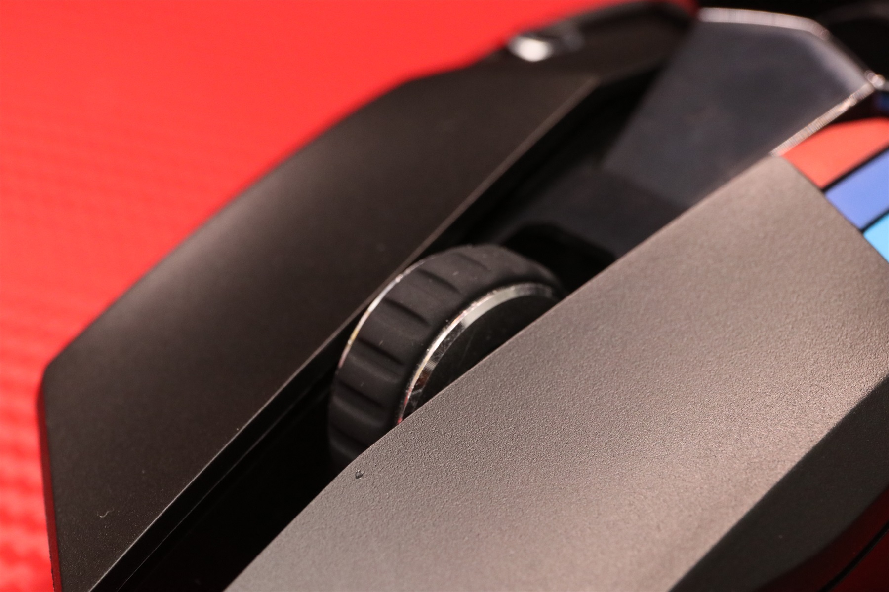 a970达尔优机甲版和黑武士的区别,达尔优A970高阶游戏鼠标