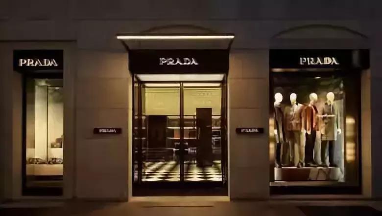 普拉达prada几线品牌,prada普拉达品牌故事