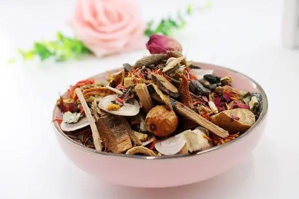 有患者说中医治疗对癌症没效果?多年老中医,用事实给出答案