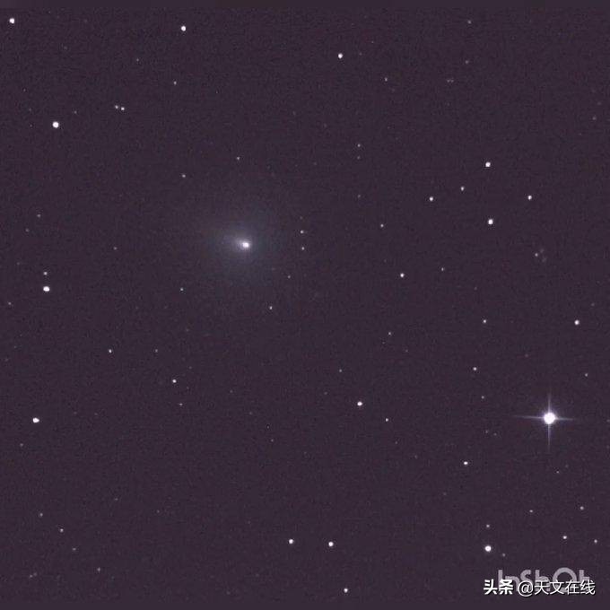 太过耀眼：“世纪彗星”ATLAS疑似解体，它能否顺利“路过”地球