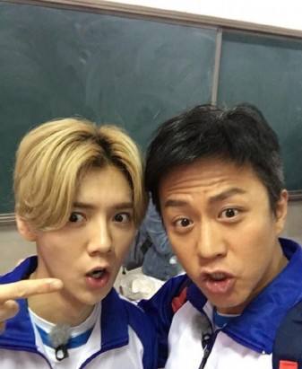 邓超鹿晗溜冰场搞笑,邓超鹿晗帅气视频