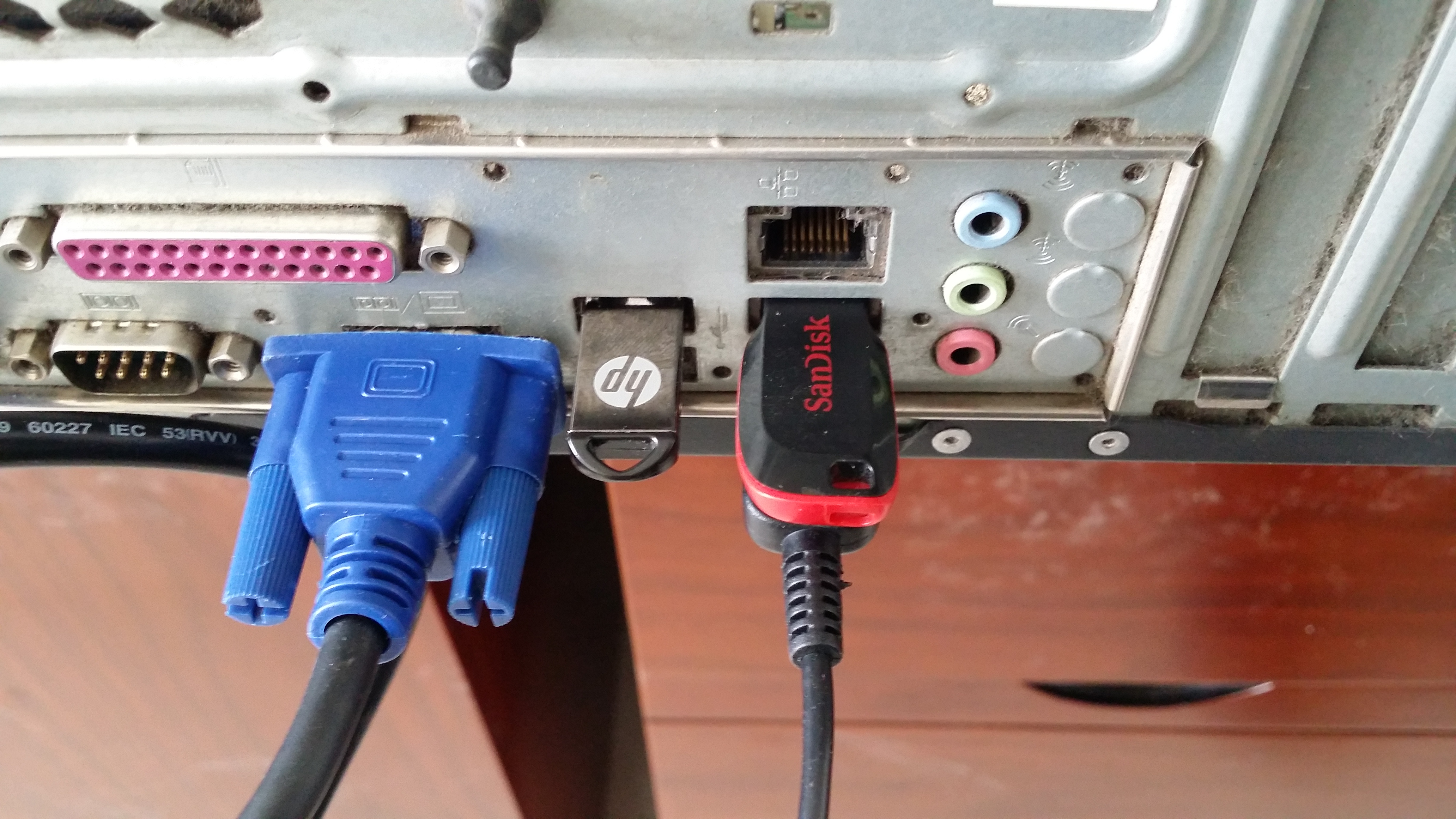 笔记本电脑进水数据恢复,华为手机进水了怎么导出数据