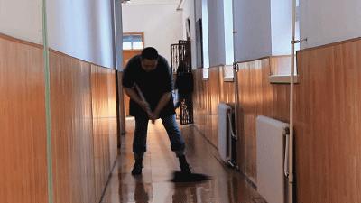 2500万人的泣血惨剧，不能公映，这片不该只活在网盘里