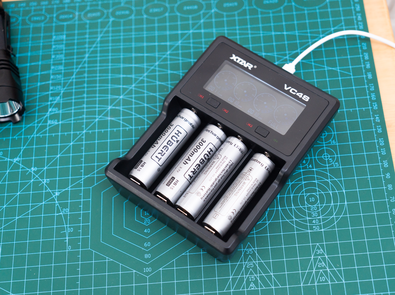 vc4s智能充电器,废电池随便扔