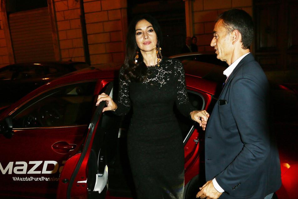 意大利女神莫妮卡·贝鲁奇，17岁女儿长得真漂亮，继承妈妈的美貌