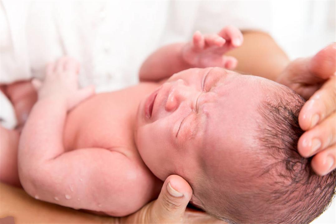 宝宝不爱洗澡要怎么引导,宝宝不爱洗头怎么破