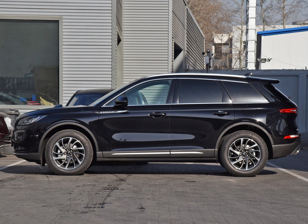 林肯冒险家顶配车型体验,林肯冒险家suv试驾视频