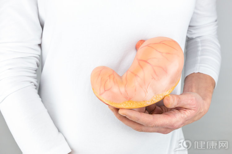 胃镜显示胃息肉有癌变的几率吗,做胃镜发现胃里有息肉严重吗