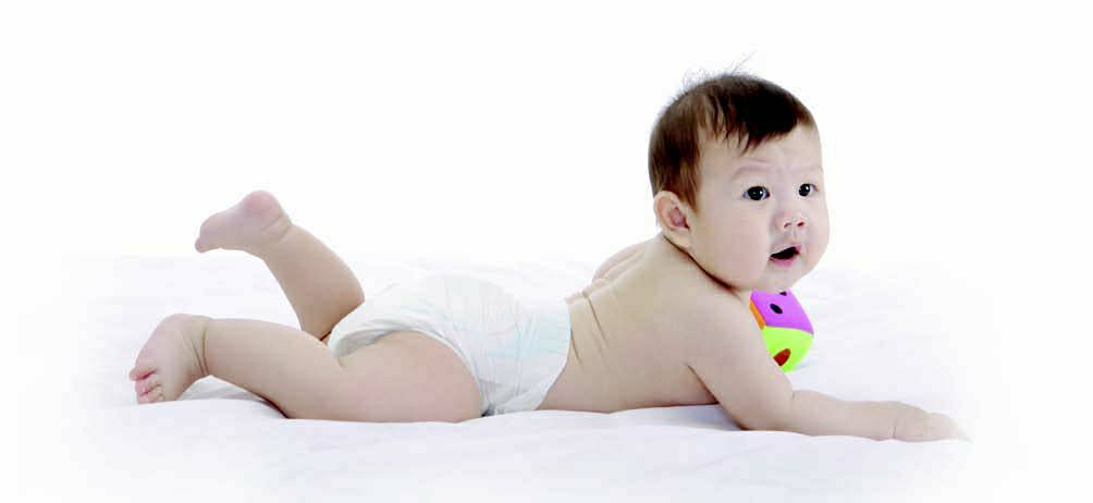 为什么纯母乳6个月才能喂辅食,纯母乳喂养为什么好几天不拉