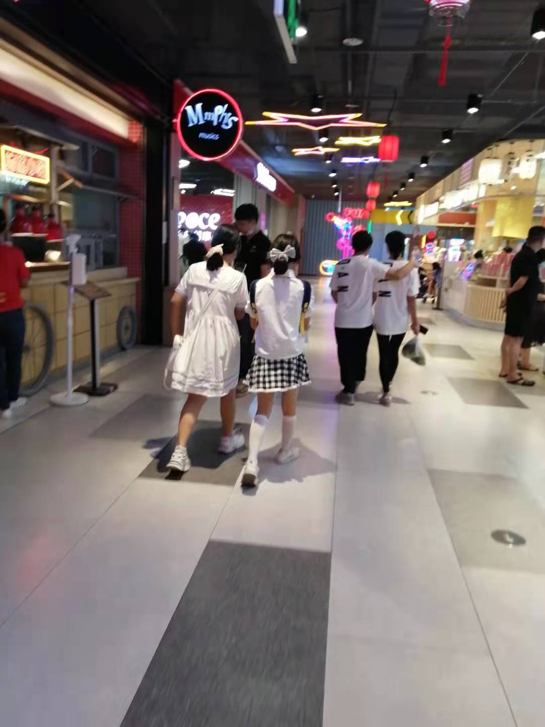 深圳观澜福城天虹图片,深圳观澜福城天虹店招商部