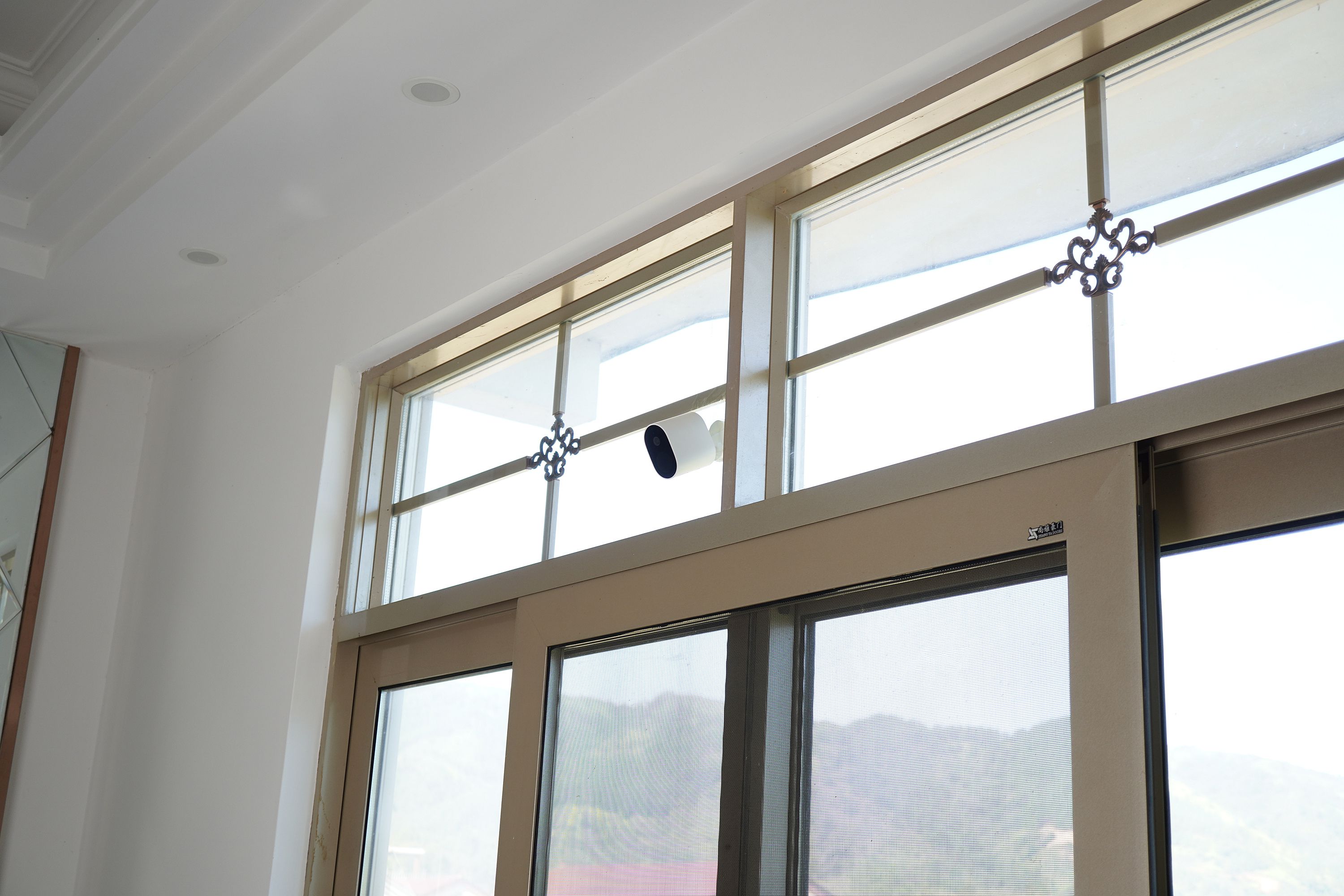 小米墙挂式监控摄像头,1台监控摄像头连接二台录像机