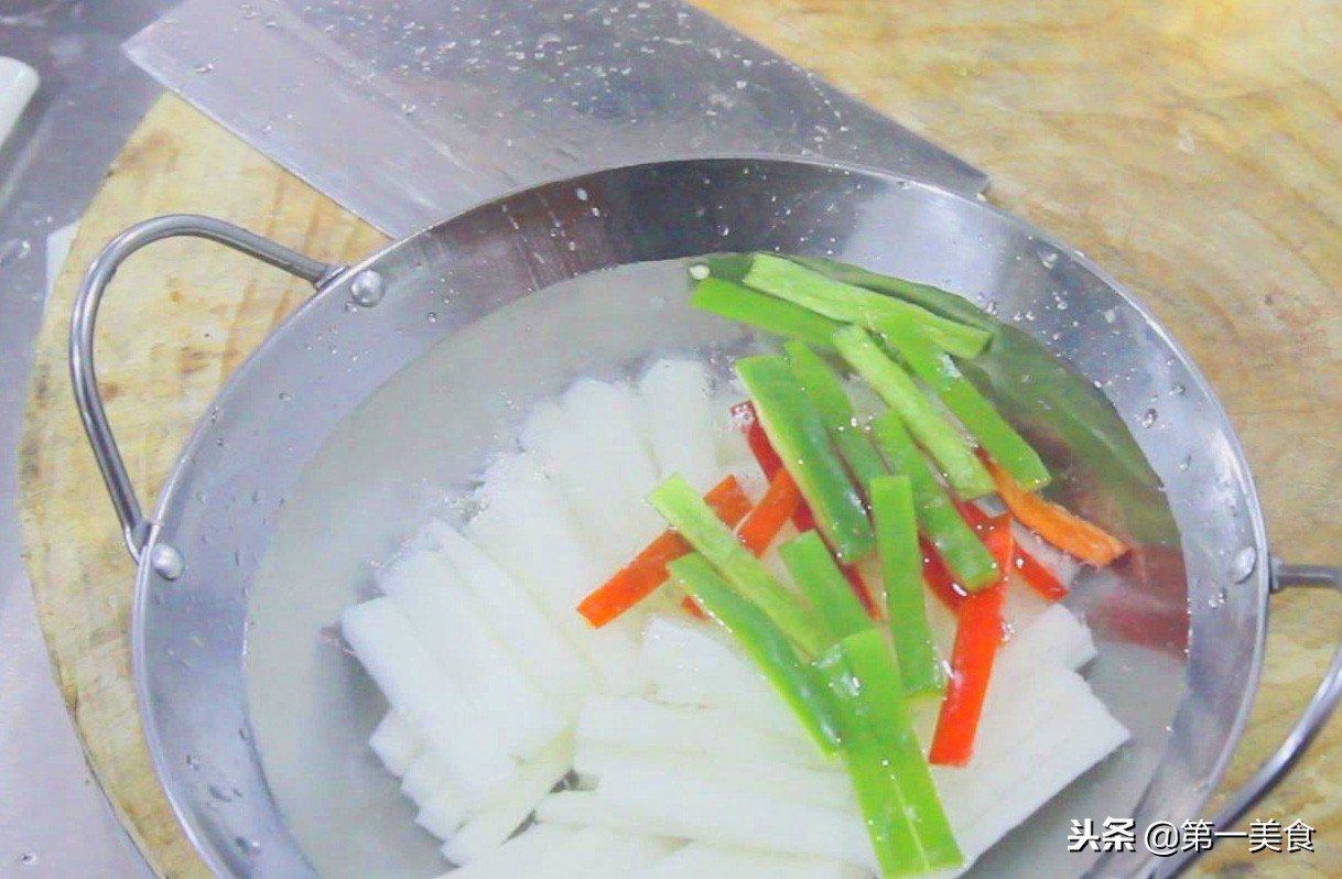 清炒山药怎么让山药不发黑,怎样清炒山药既白又清脆