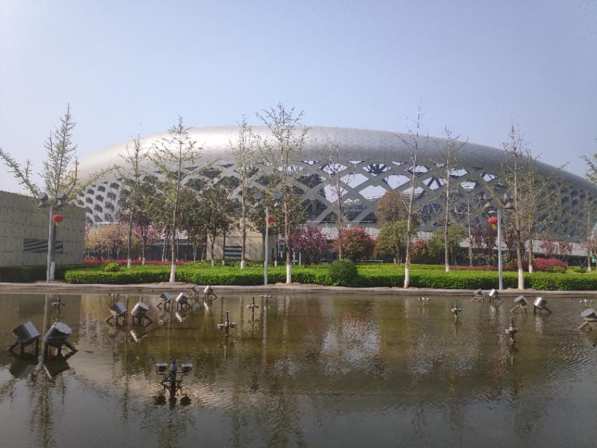 徐州体育中心有哪些,徐州鸟巢能容纳多少人