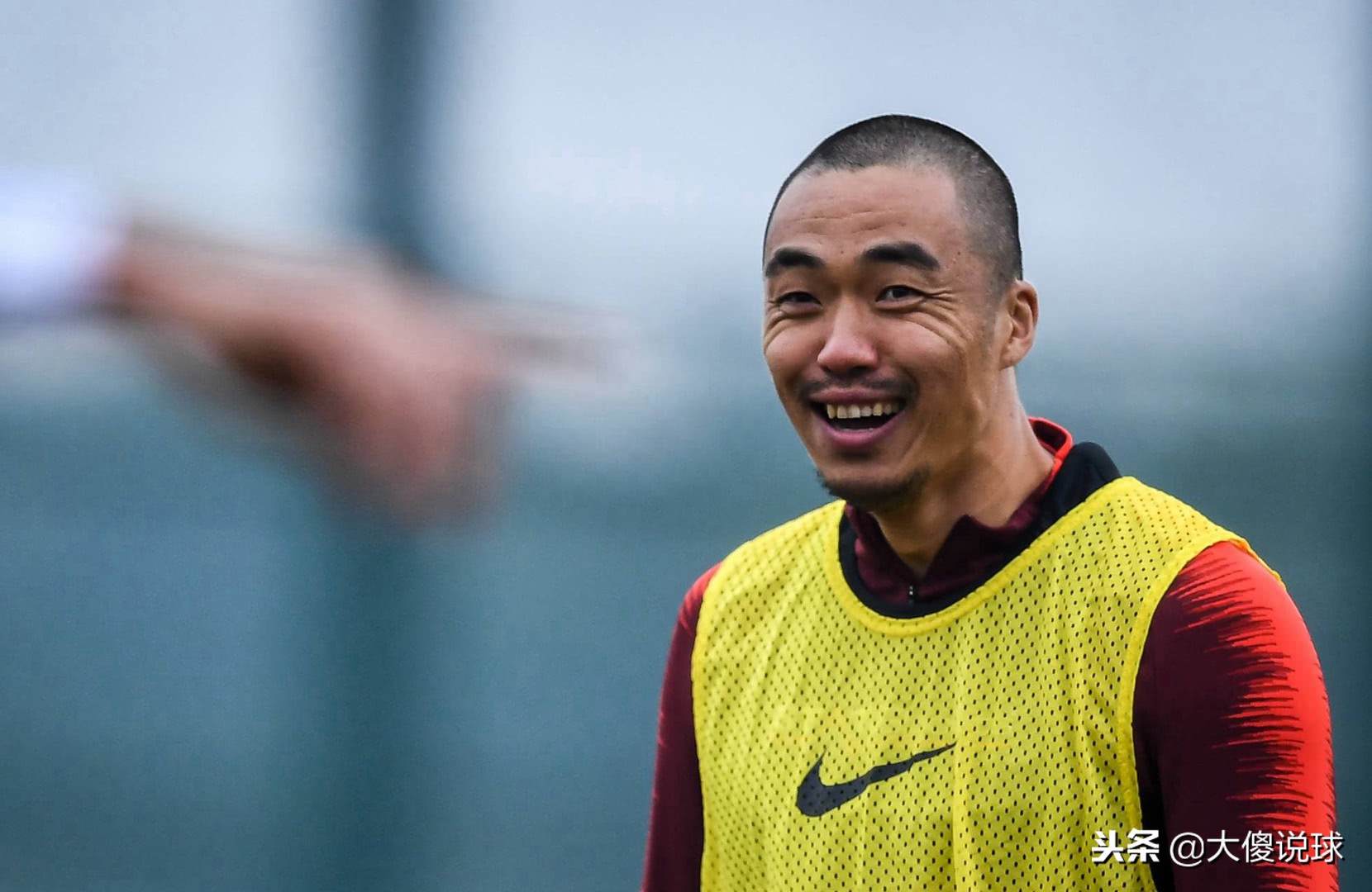 国足防守失败受伤,国足亚洲杯里皮