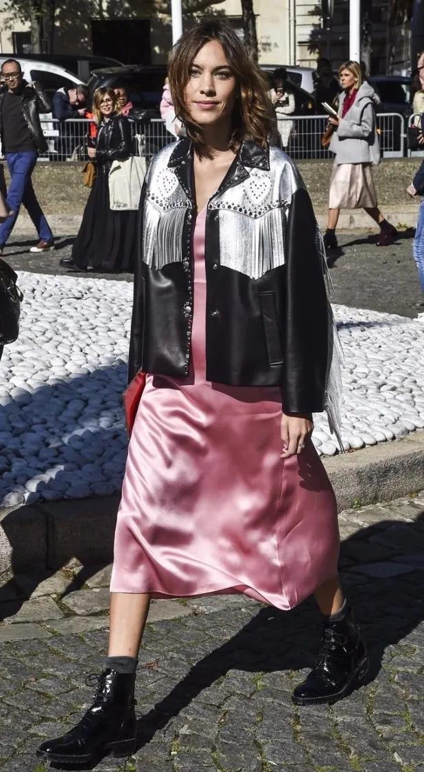 年会礼服高奢高级感,2022年会礼服推荐高级感秋冬