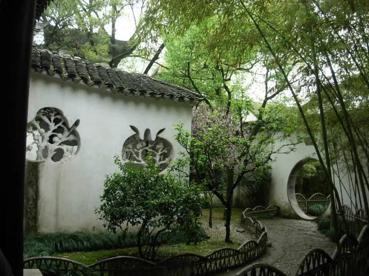 一花一木万般皆有情,一花一木皆是景歌名