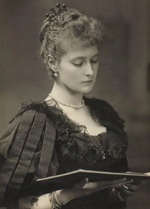 末代沙皇尼古拉二世第一集,俄罗斯末代沙皇尼古拉二世视频