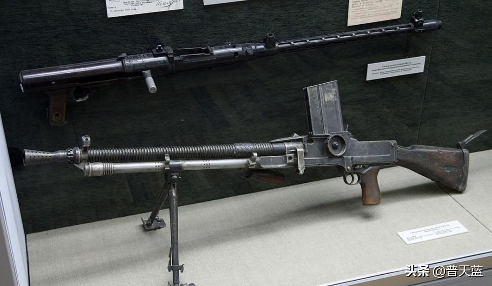 国军zb26捷克式轻机枪,捷克式轻机枪zb26有30发弹匣的吗