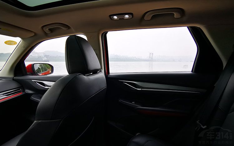 长安cs55plus新款试驾体验,深度试驾长安cs55plus超出预期