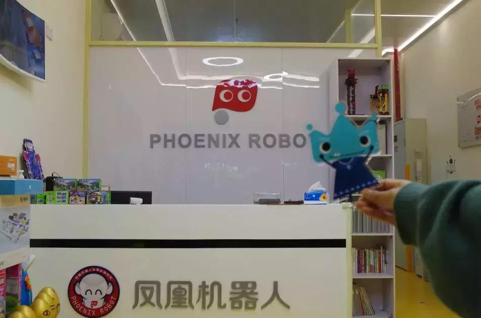 玩乐高、学编程、做实验，东莞值得考虑的创客机构都在这里