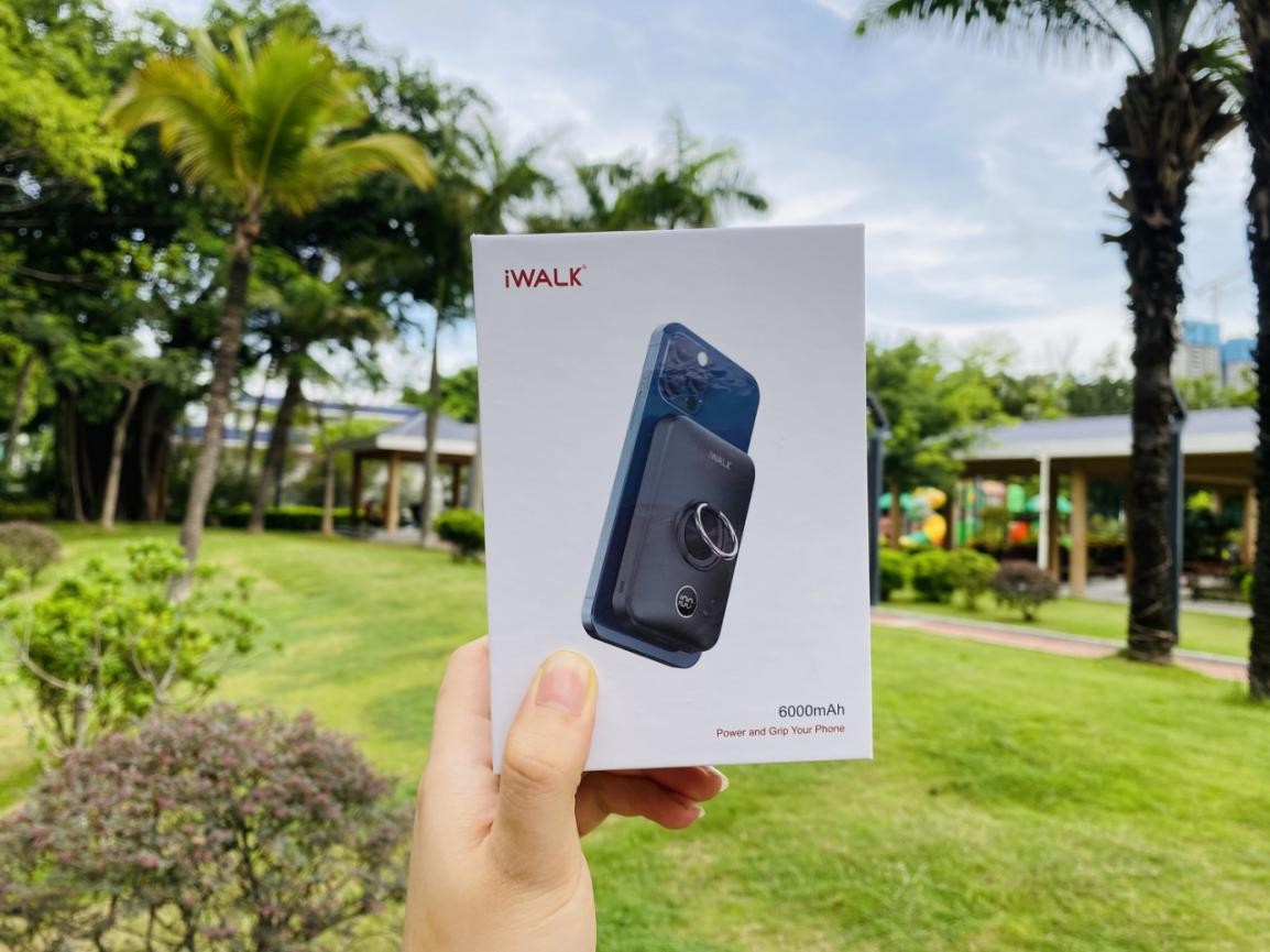 iwalk磁吸无线充电宝充多少电,iwalk无线充电宝吸盘式测评